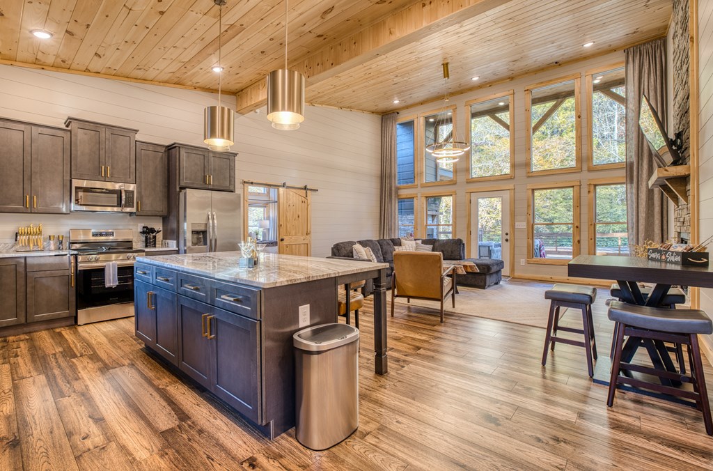 431092 5853016853 Existing Rental History