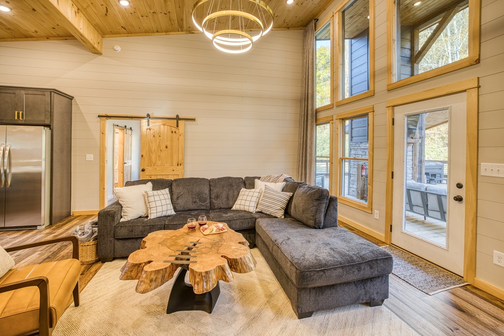431092 5853016853 Existing Rental History