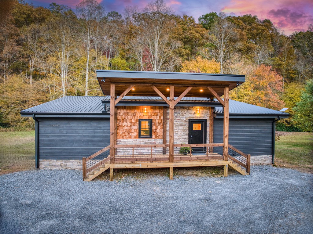 431092 5853016853 Existing Rental History