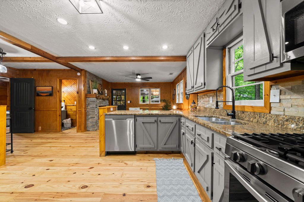 431106 Ellijay Active