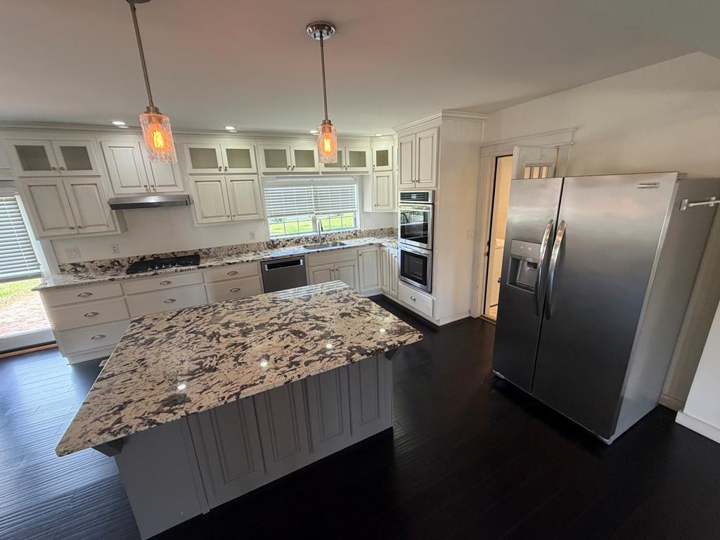 431168 Morganton Active