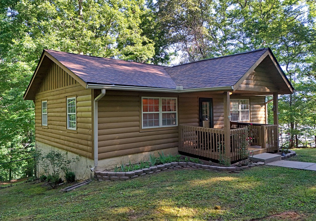431216 Mineral Bluff Active