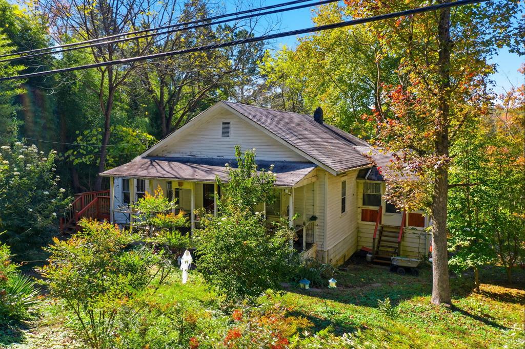431223  Existing Rental History,Fixer Upper