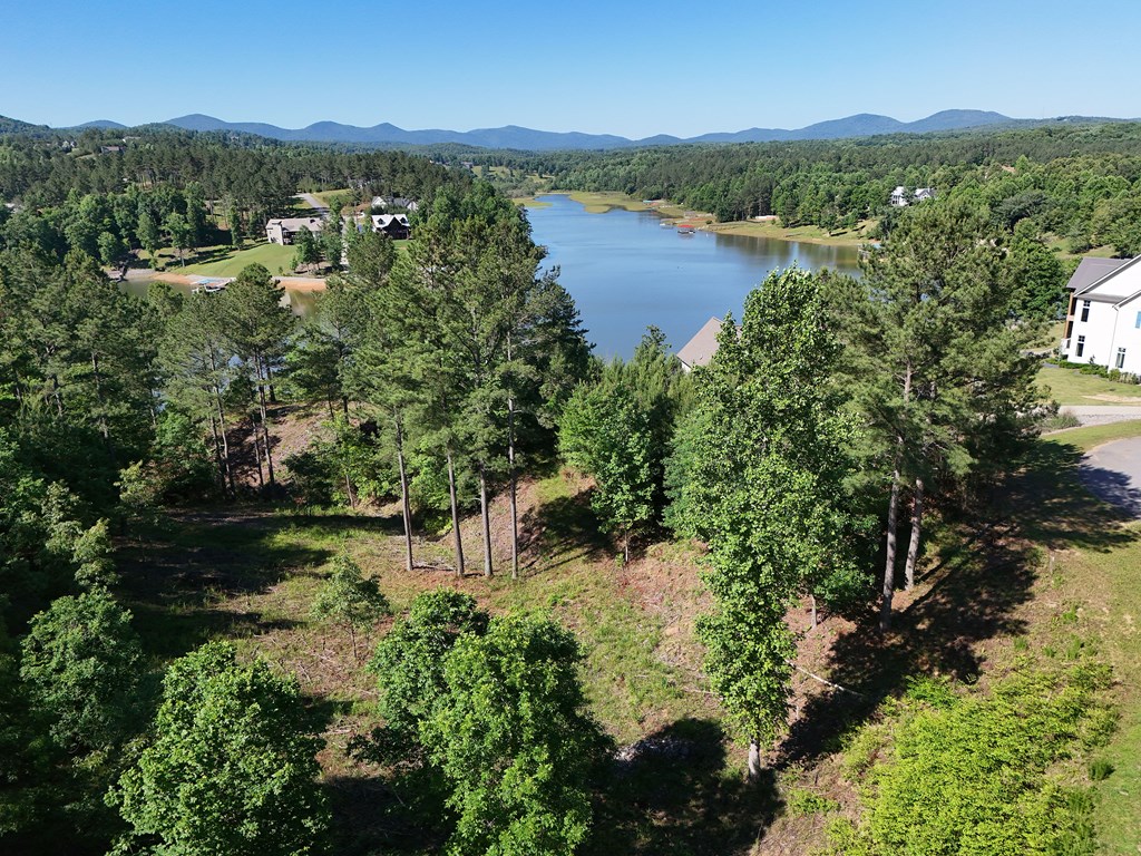 431265 Blairsville
 Land