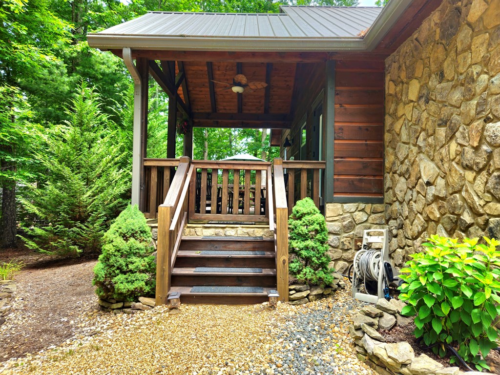 431283 Morganton Active