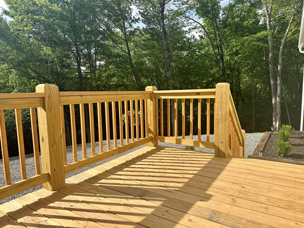 431322 Hayesville Active