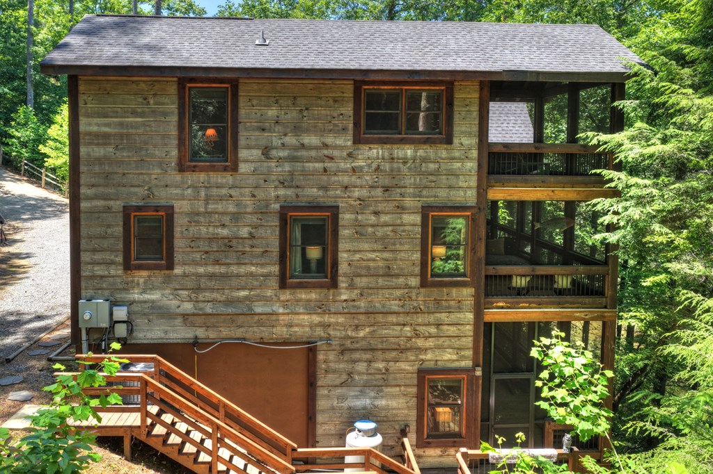 431349  Existing Rental History