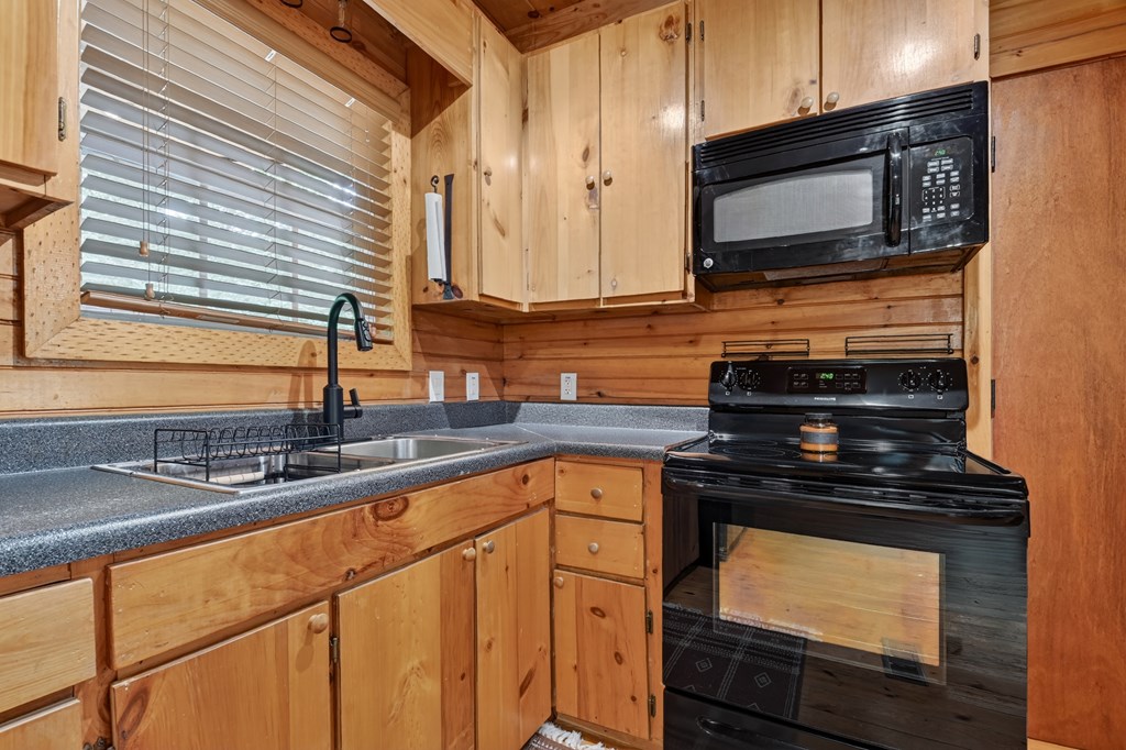 431380 Mineral Bluff Active