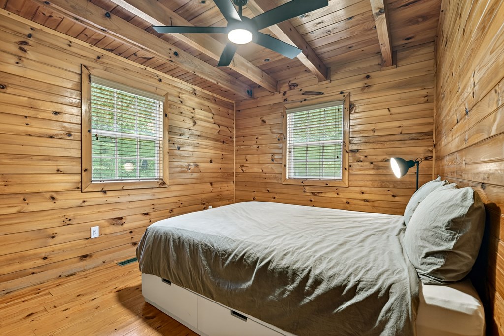 431380 Mineral Bluff Active