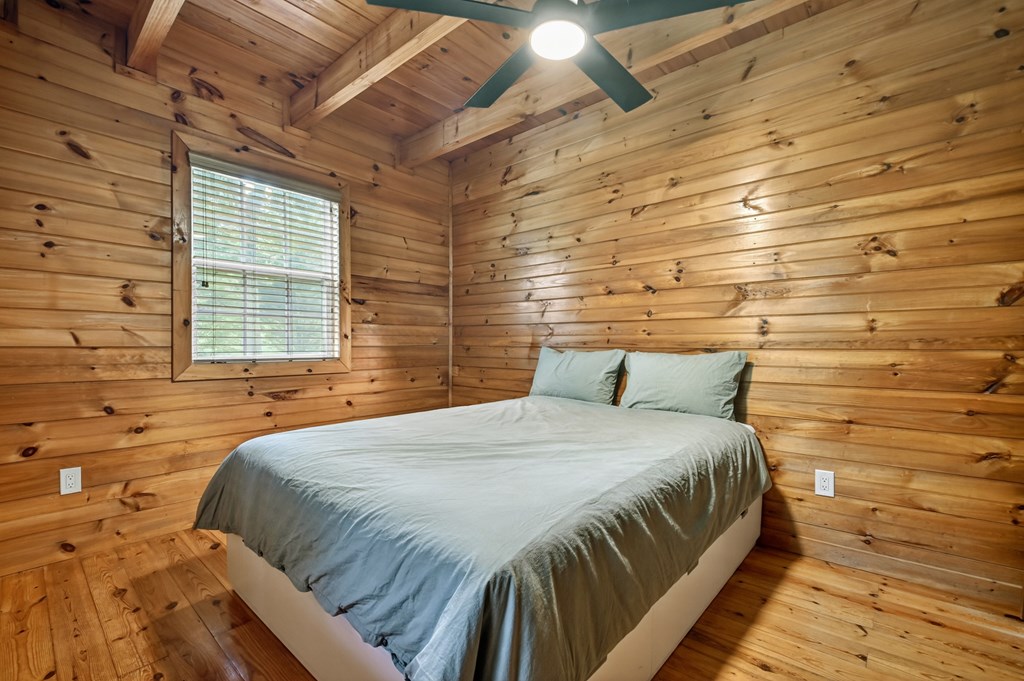 431380 Mineral Bluff Active