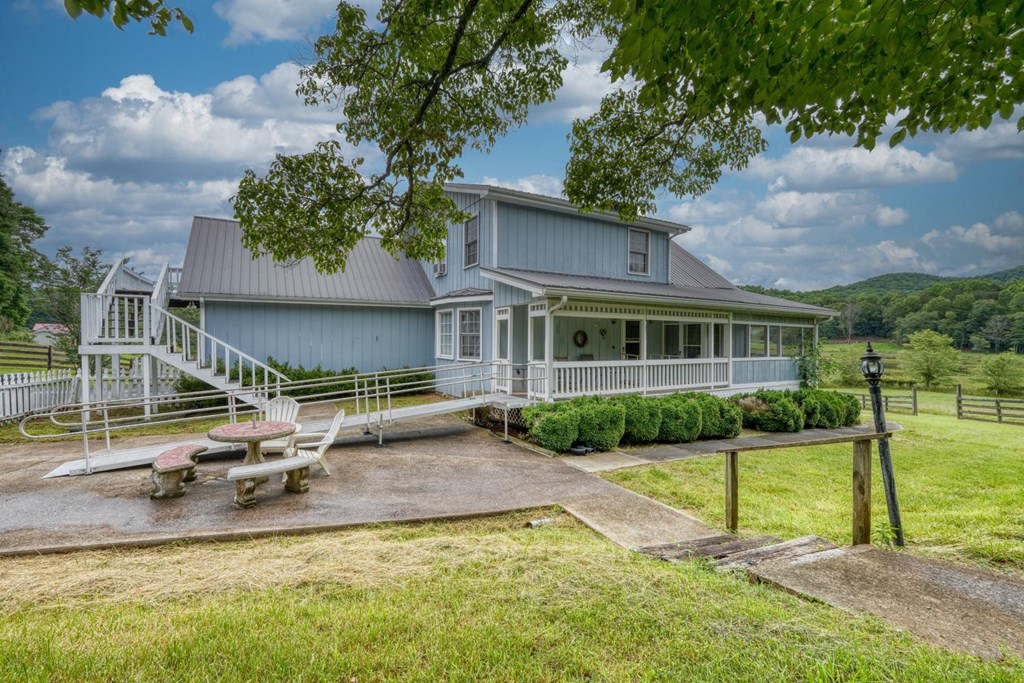 431389 Hiawassee Active