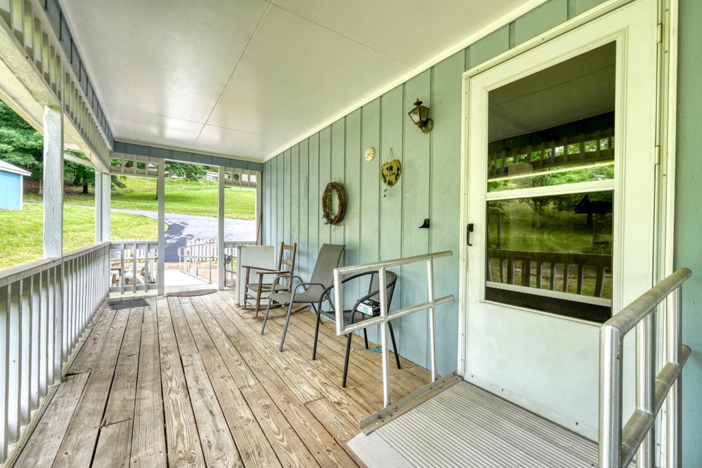 431389 Hiawassee Active