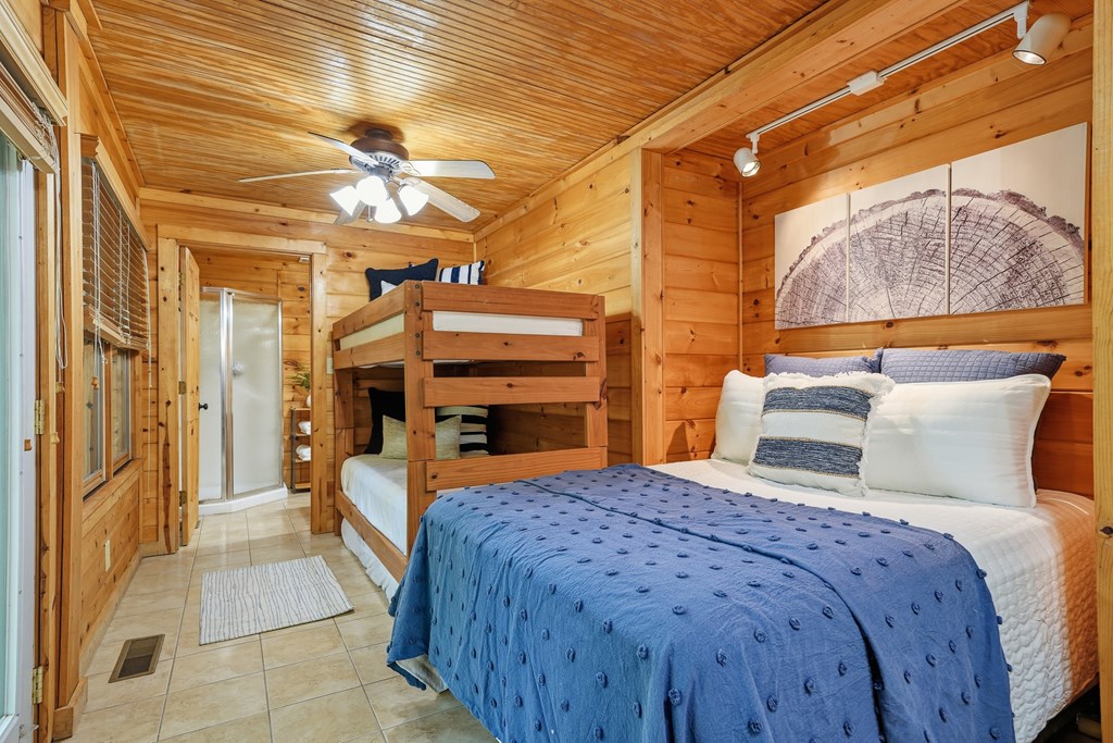 431404 Ellijay Active