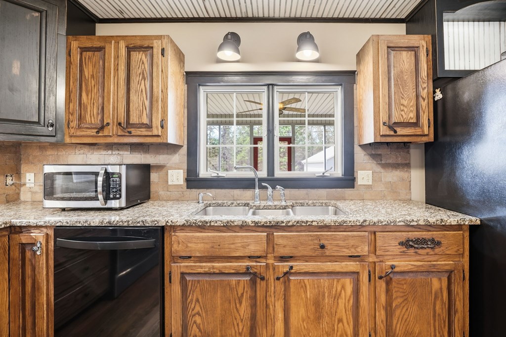 431422 Ellijay Active