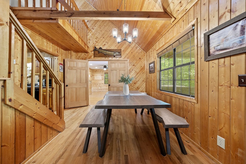 431424 Ellijay Active