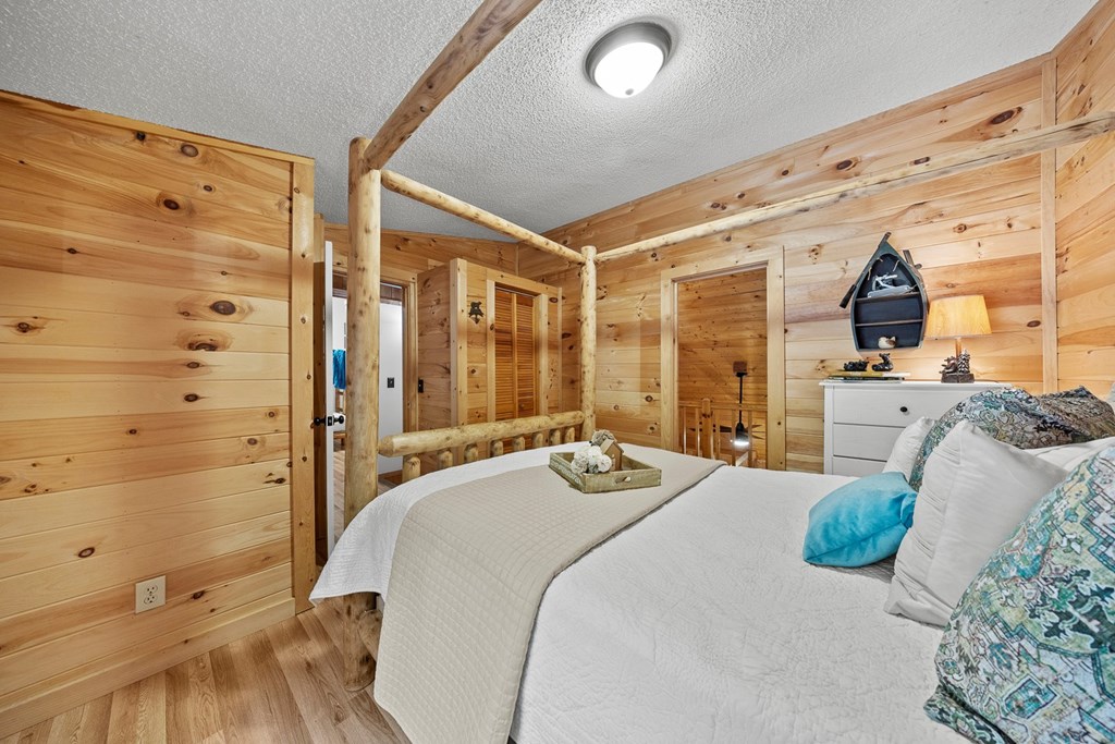 431424 Ellijay Active