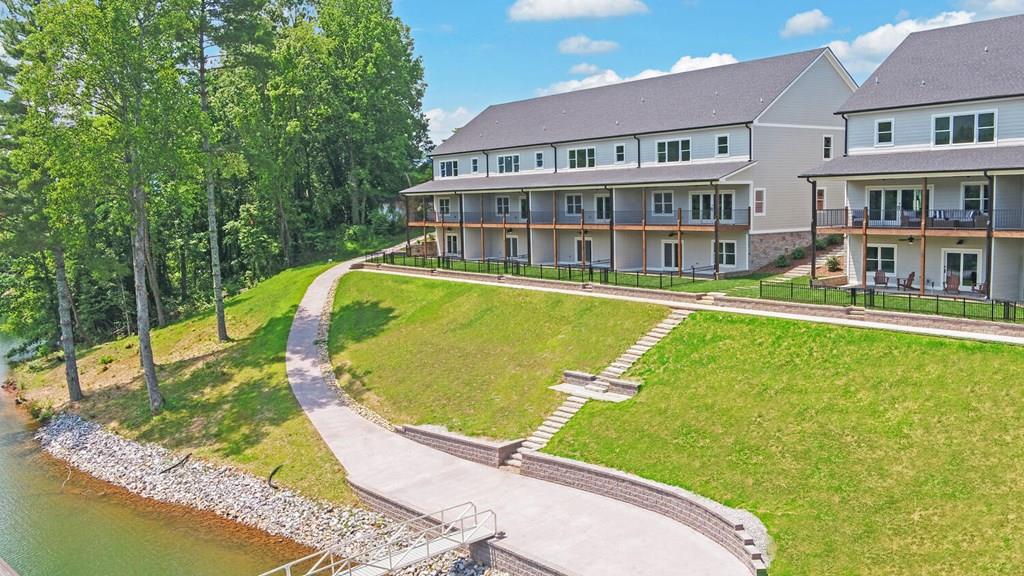431519 Hiawassee Active