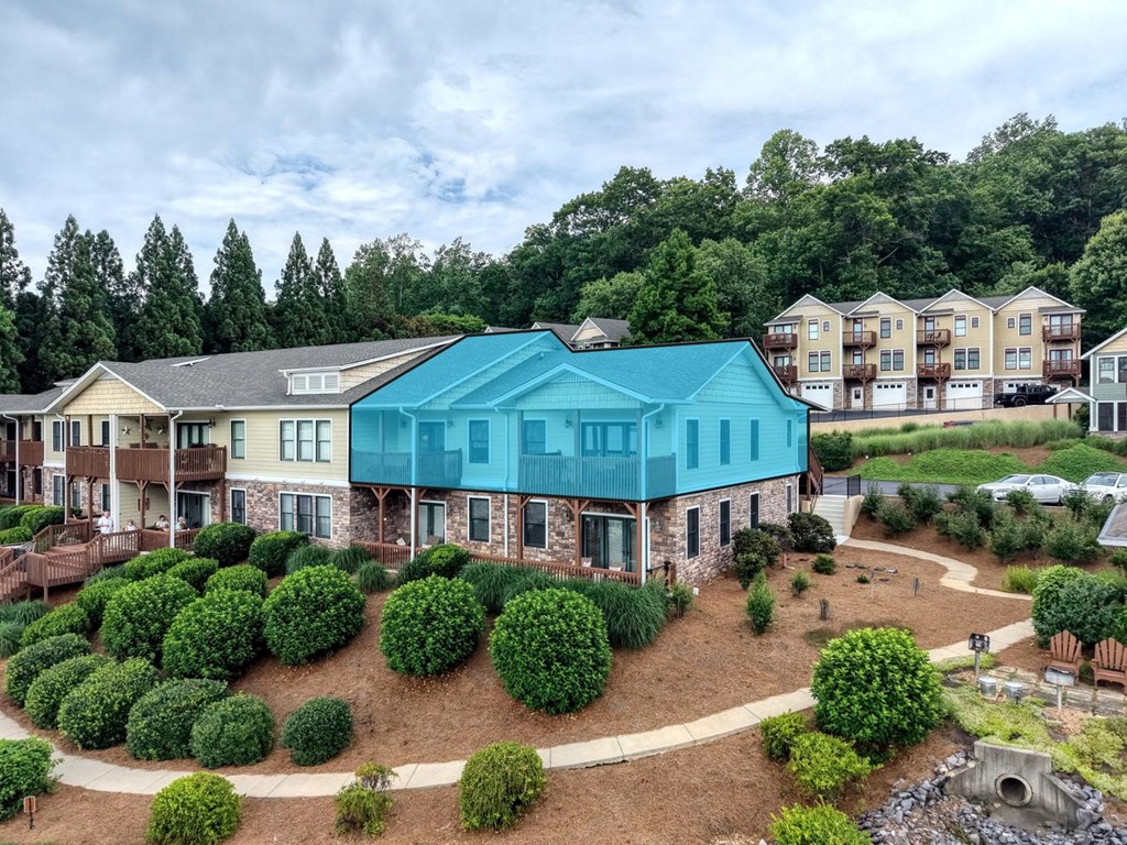 431527 Hiawassee Active