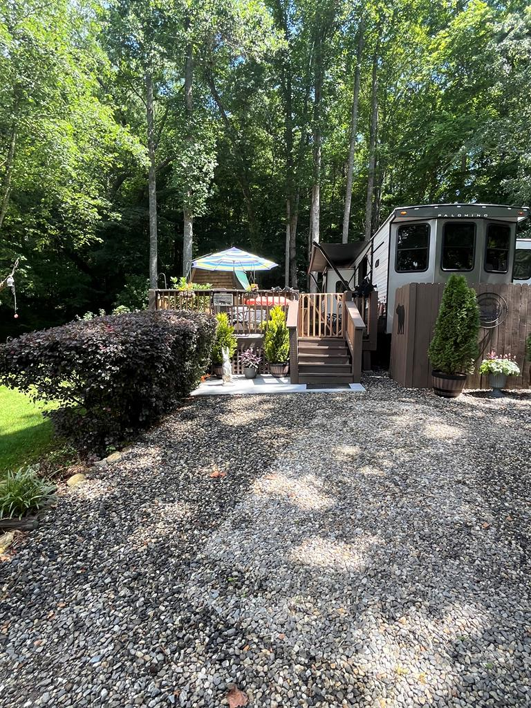 431590  Land