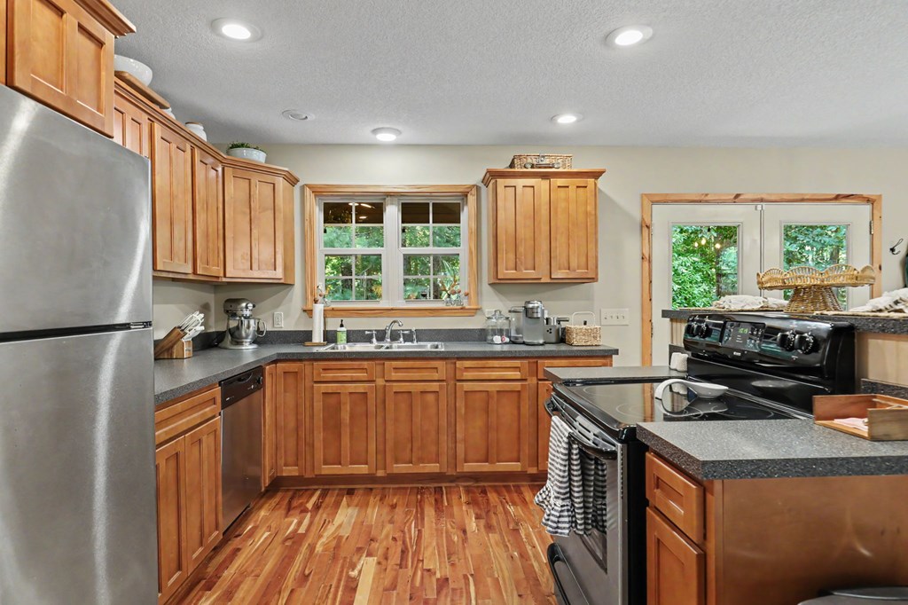 431594 Blairsville Active