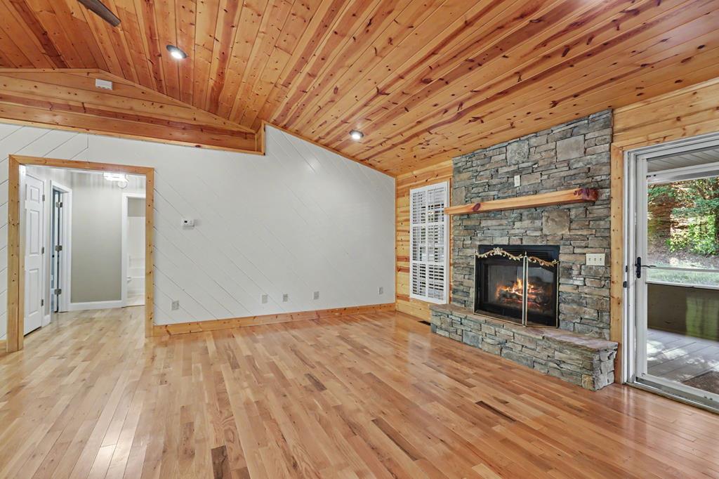 431597 Hiawassee Active