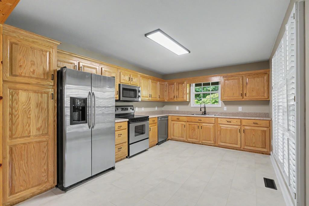 431597 Hiawassee Active