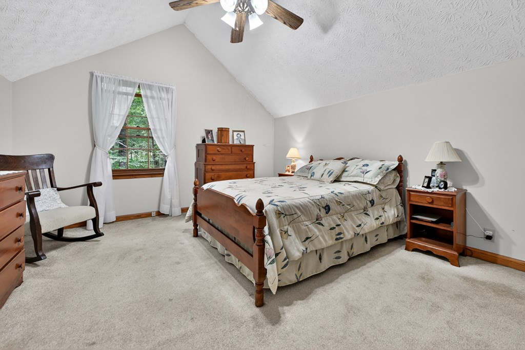 431599 Mineral Bluff Active