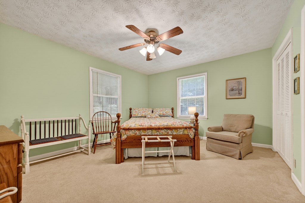 431599 Mineral Bluff Active