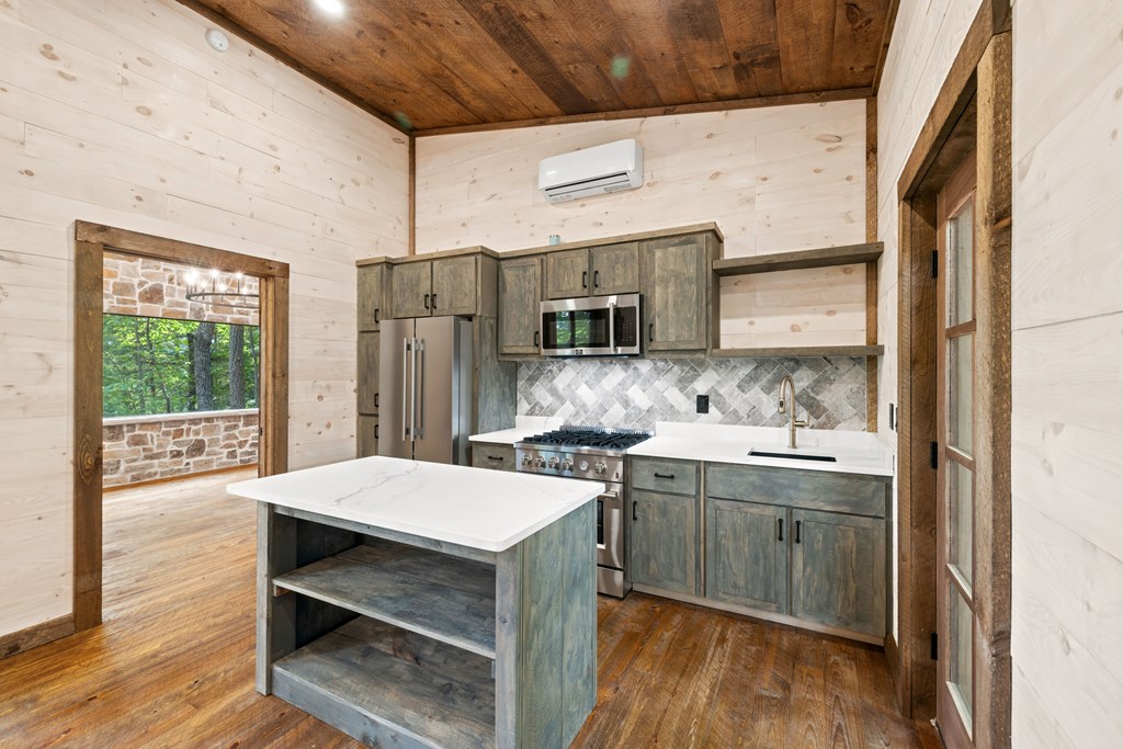 431650 Blue Ridge Pending