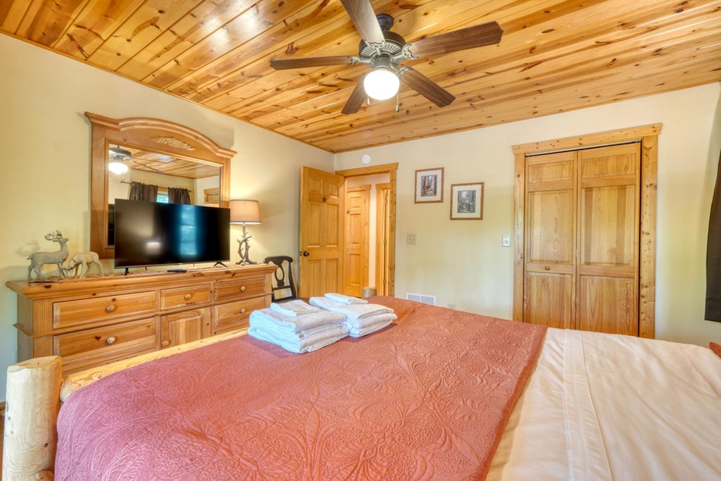 431677 Ellijay Active
