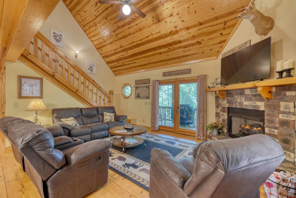 431677 Ellijay Active