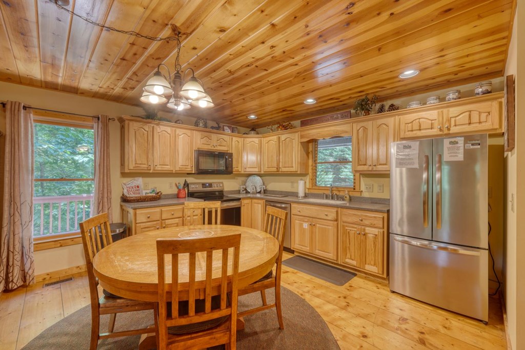 431677 Ellijay Active