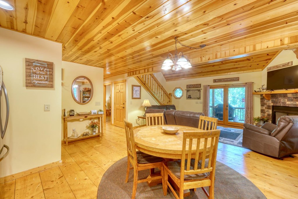 431677 Ellijay Active