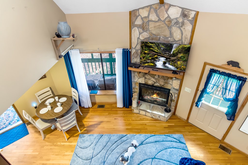 431685 Ellijay Active