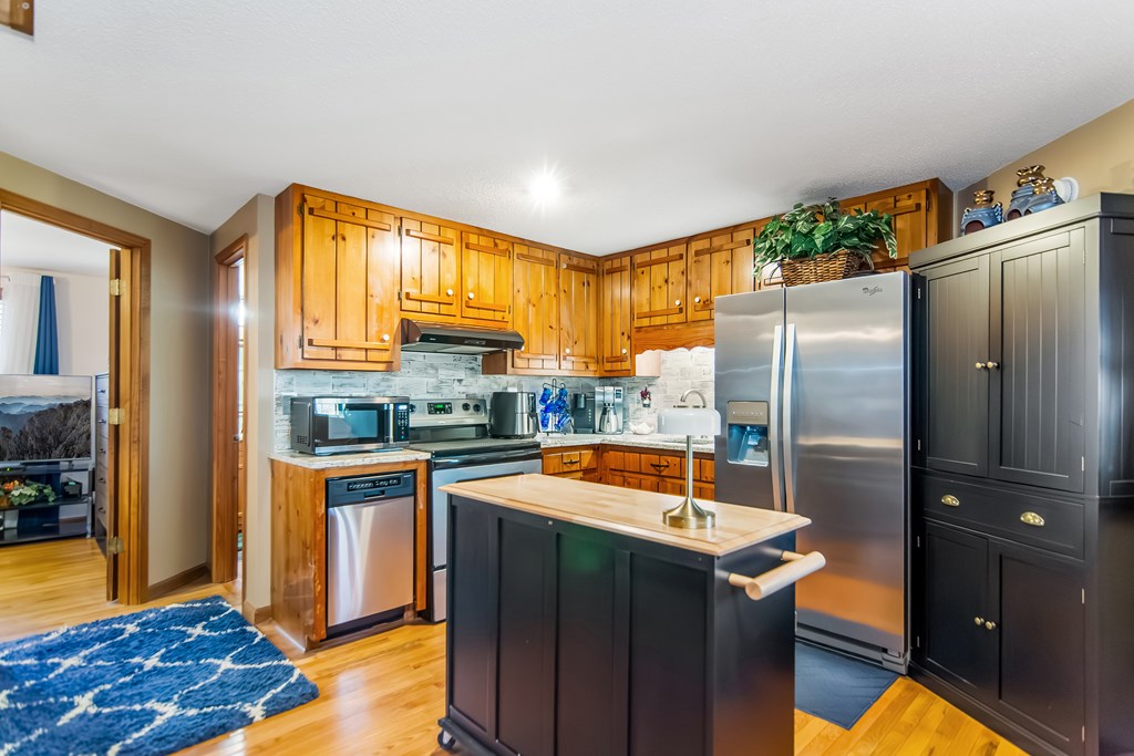 431685 Ellijay Active