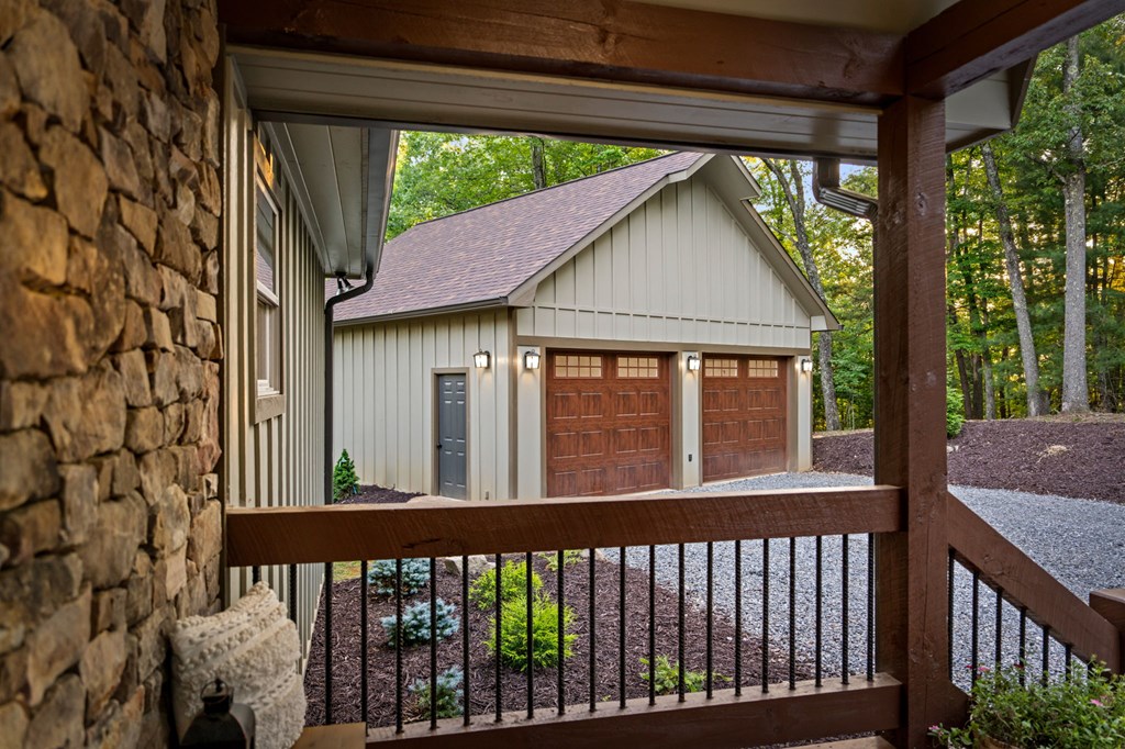431691 Mineral Bluff Active