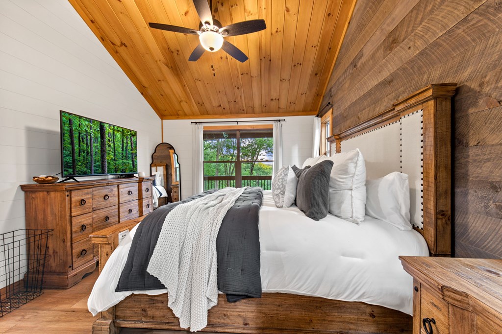 431691 Mineral Bluff Active