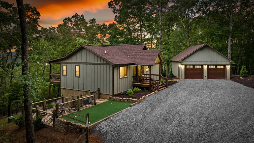 431691 Mineral Bluff Active