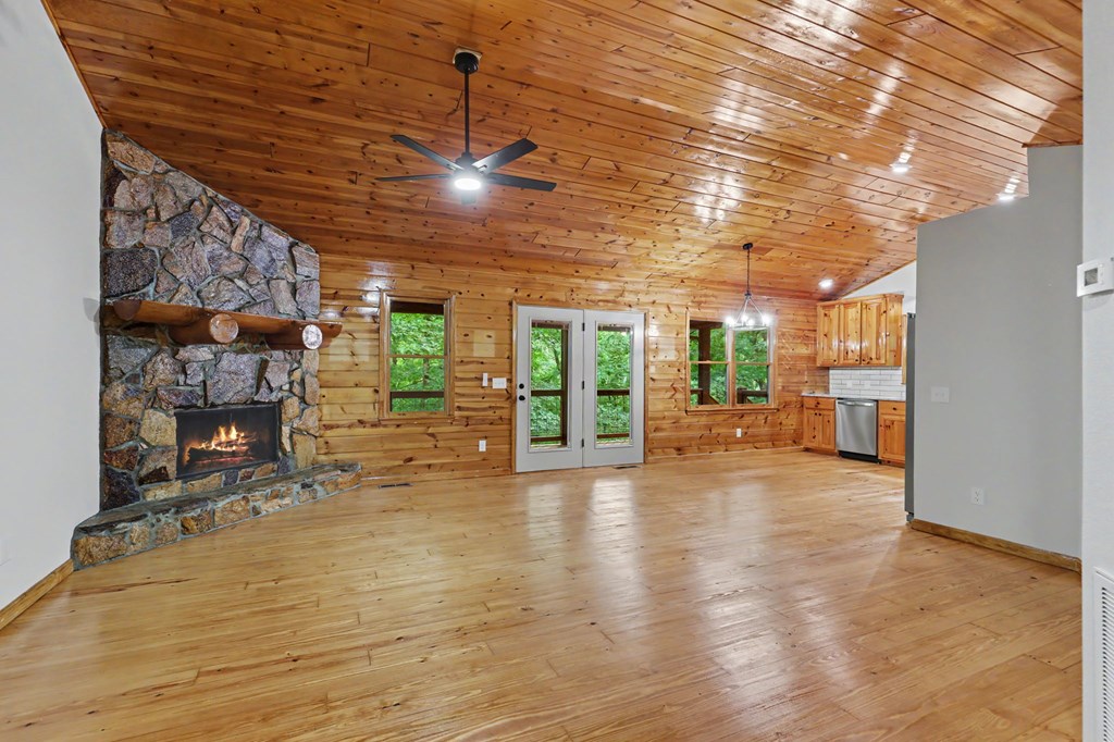 431695 Blairsville Active