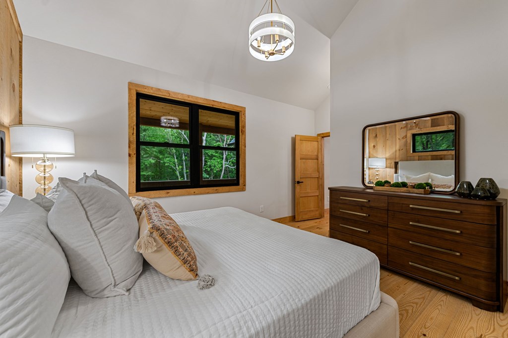 432718 McCaysville Active