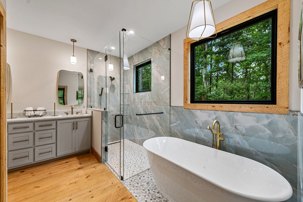432718 McCaysville Active