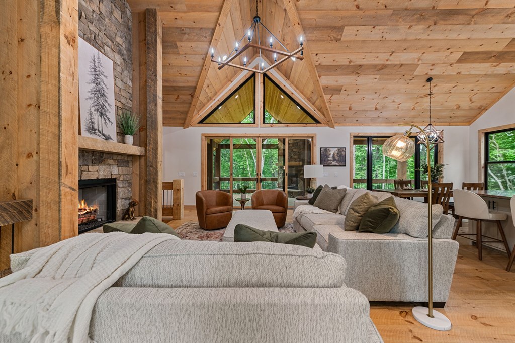 432718 McCaysville Active