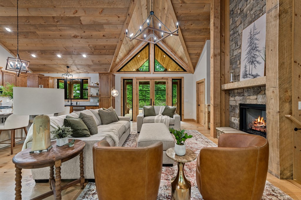 432718 McCaysville Active