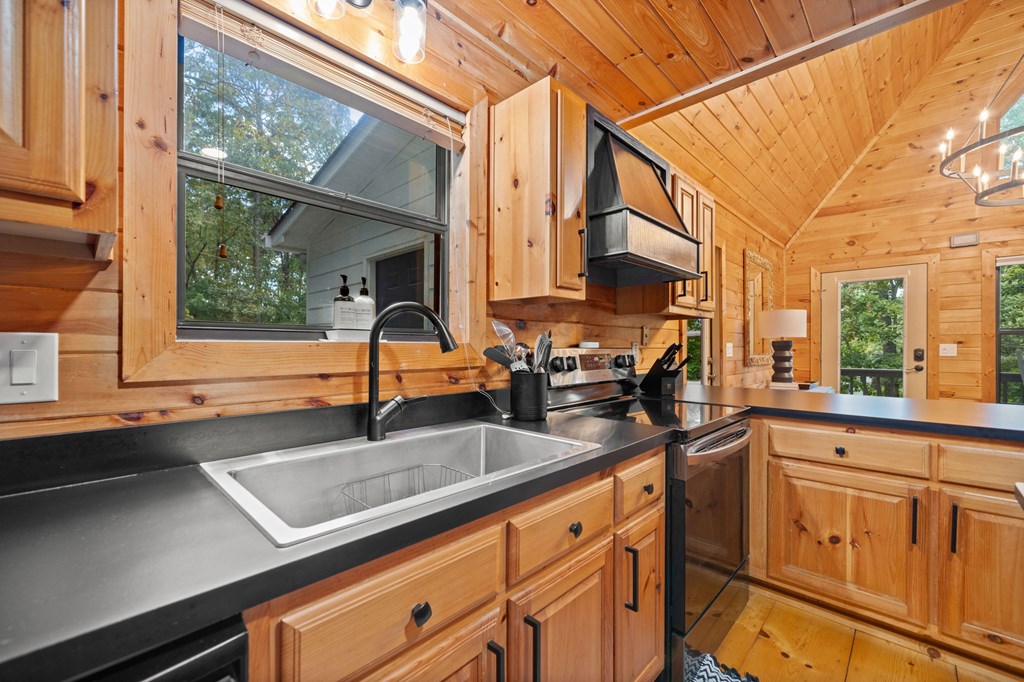 432721 Ellijay Active