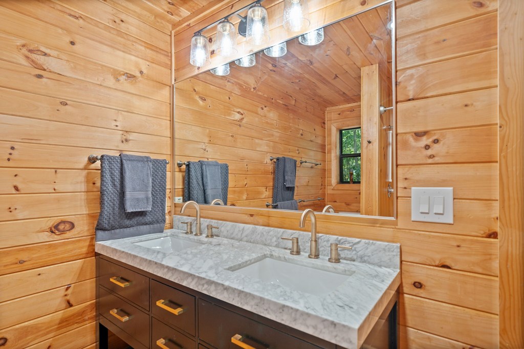 432721 Ellijay Active