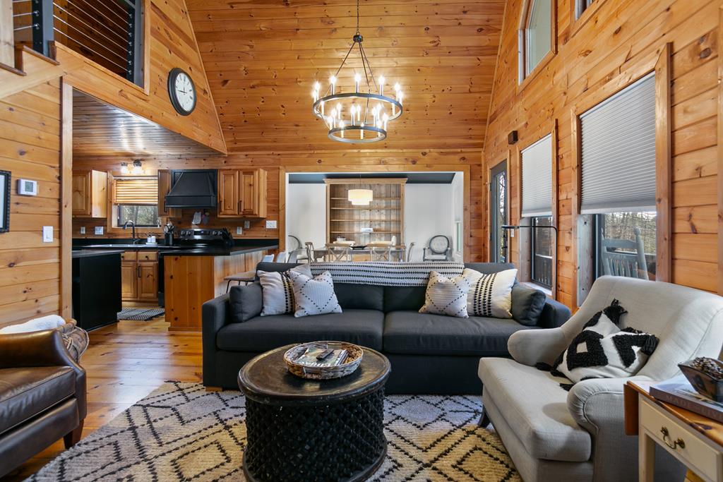 432721 Ellijay Active