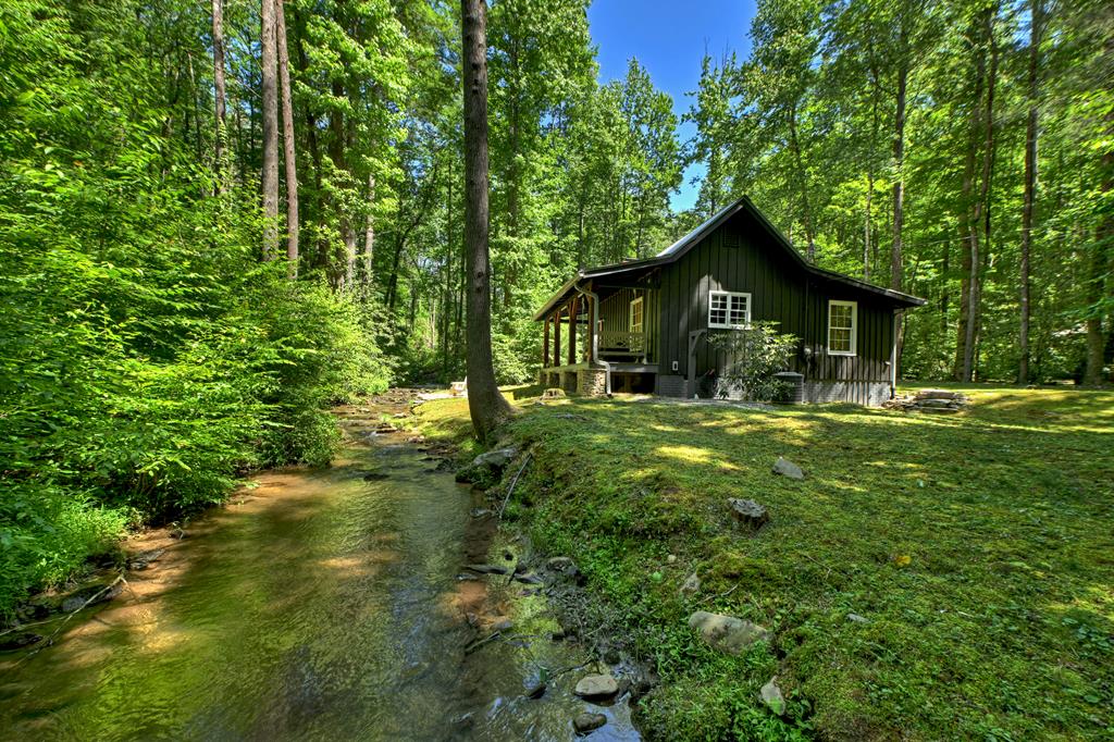 432740 Ellijay Active