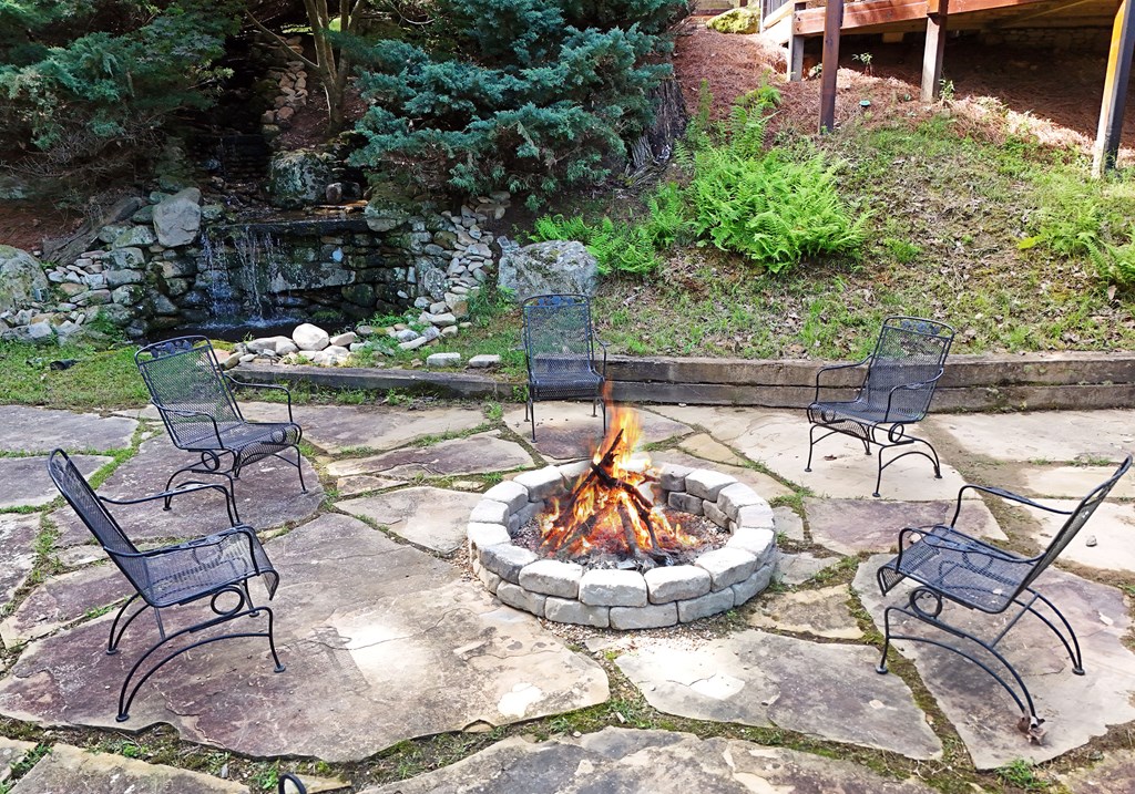 432743 Morganton Active