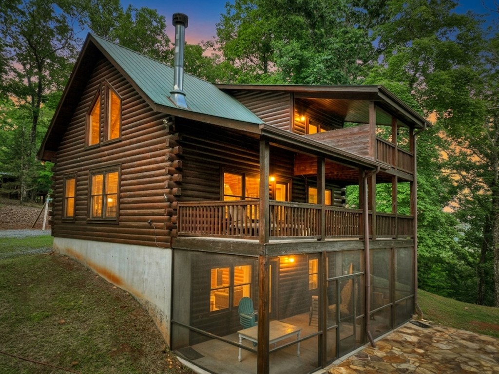 432745 Blue Ridge Active