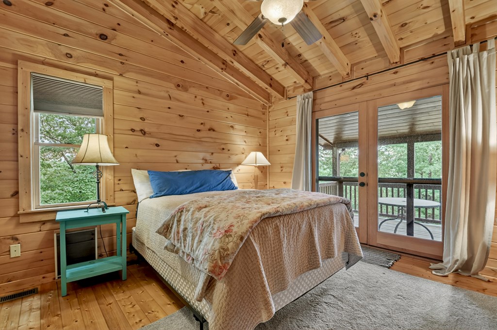 432745 Blue Ridge Active